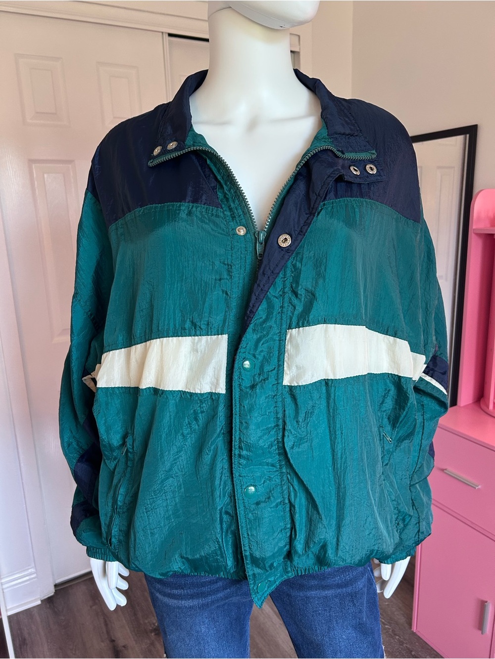 Vintage 1980’s/90’s Windbreaker